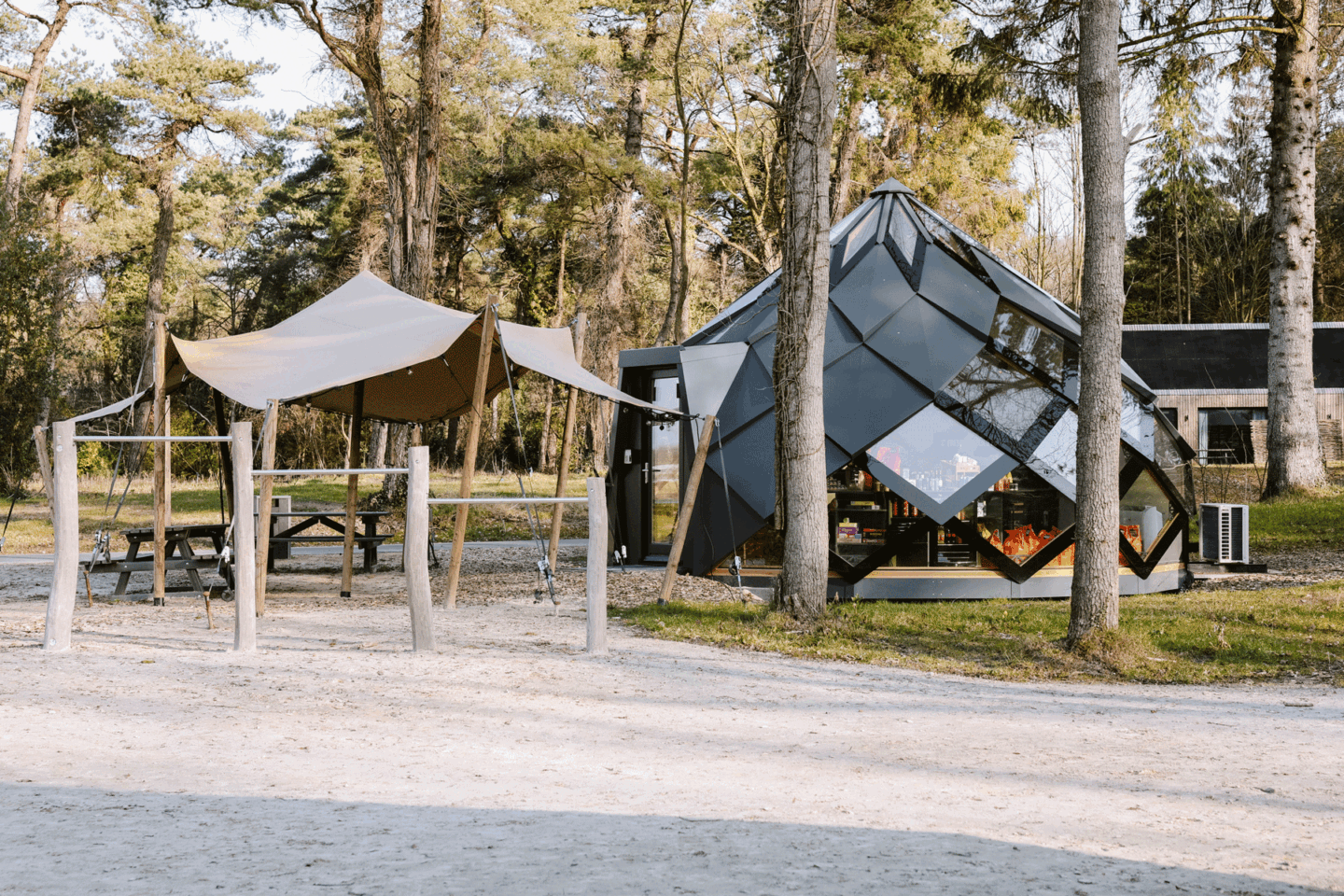 Kleinschalig vakantiepark Roodewoud